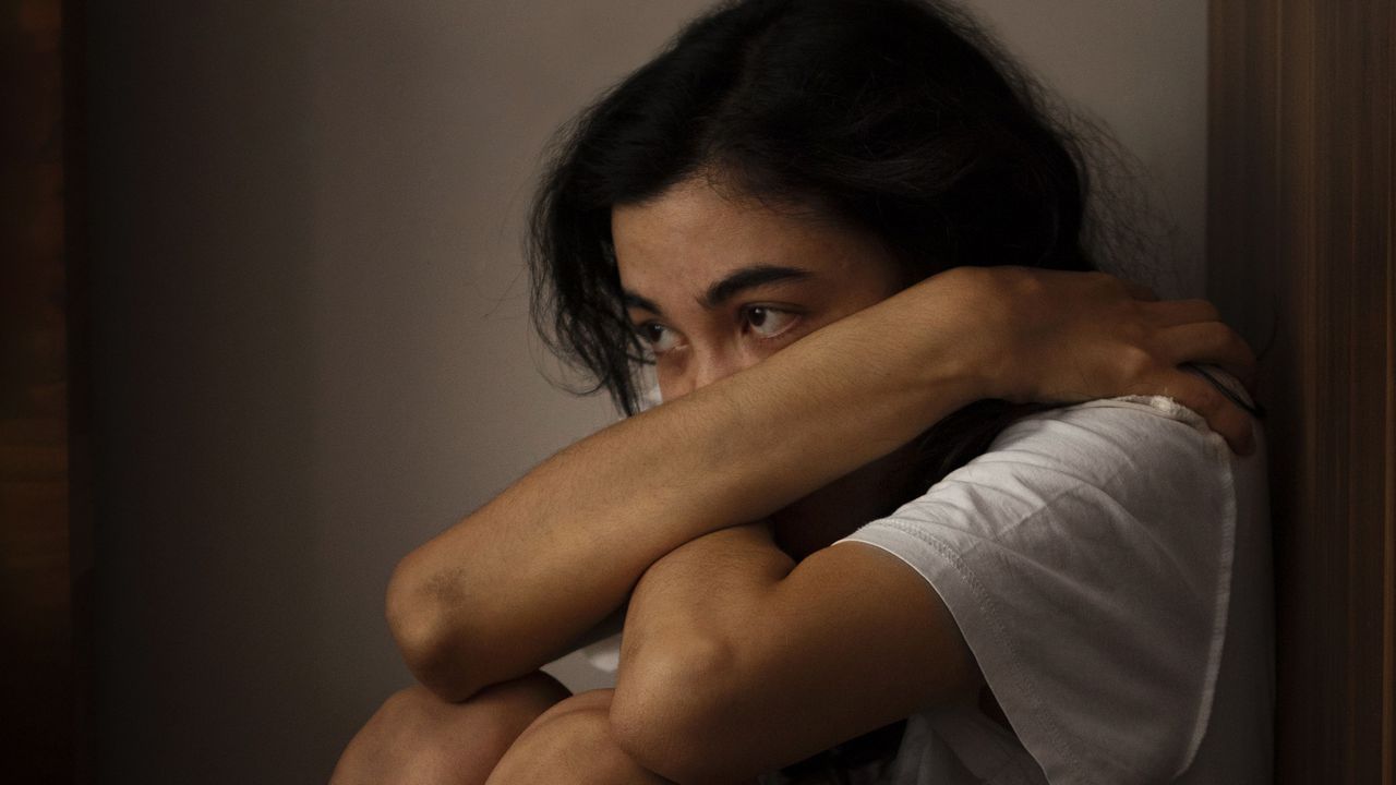 Мъж отвлече и преби приятелката си в Старозагорско