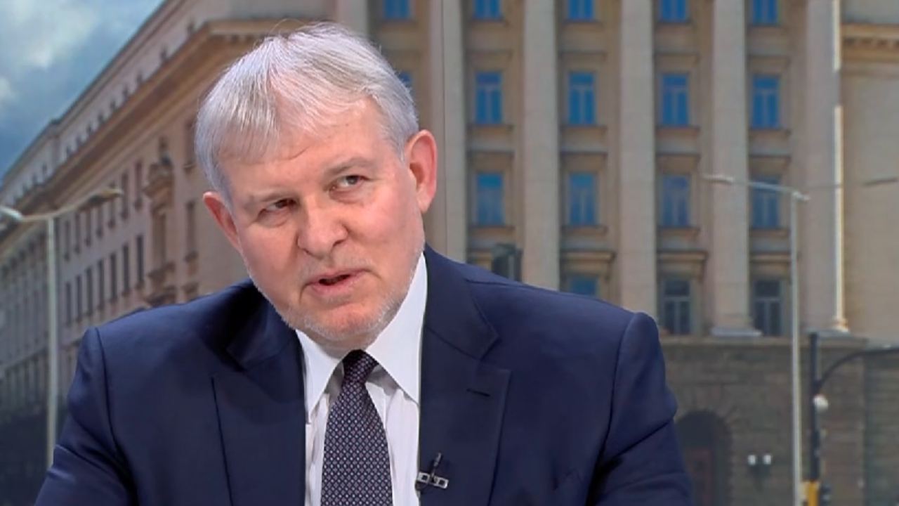 Румен Христов: Искането на Радев за референдум цели да отвлече вниманието от аферата "Боташ"