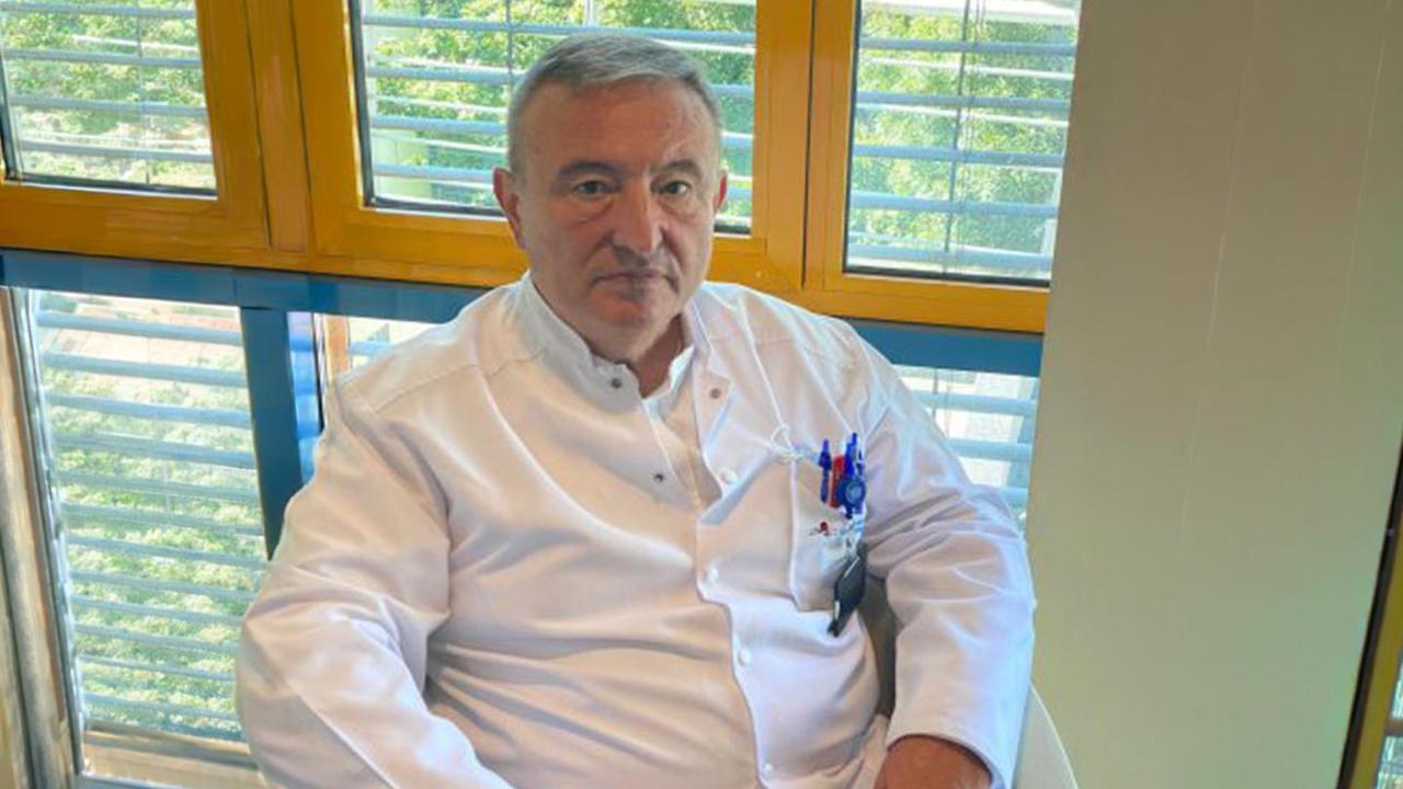 Доц. Ацев, защо въпреки че живеем в модерно време“ ,