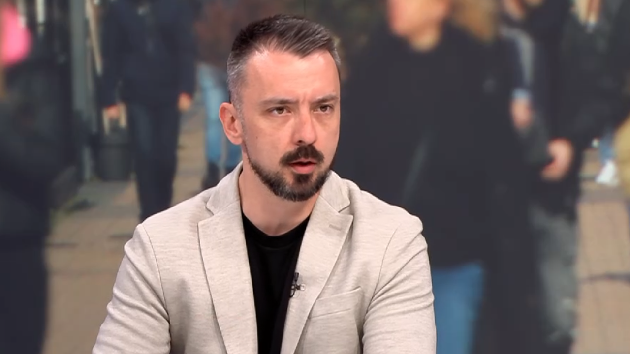 Кристиян Шкварек: Не би трябвало да обяснявам защо е нормален бракът между мъжа и жената