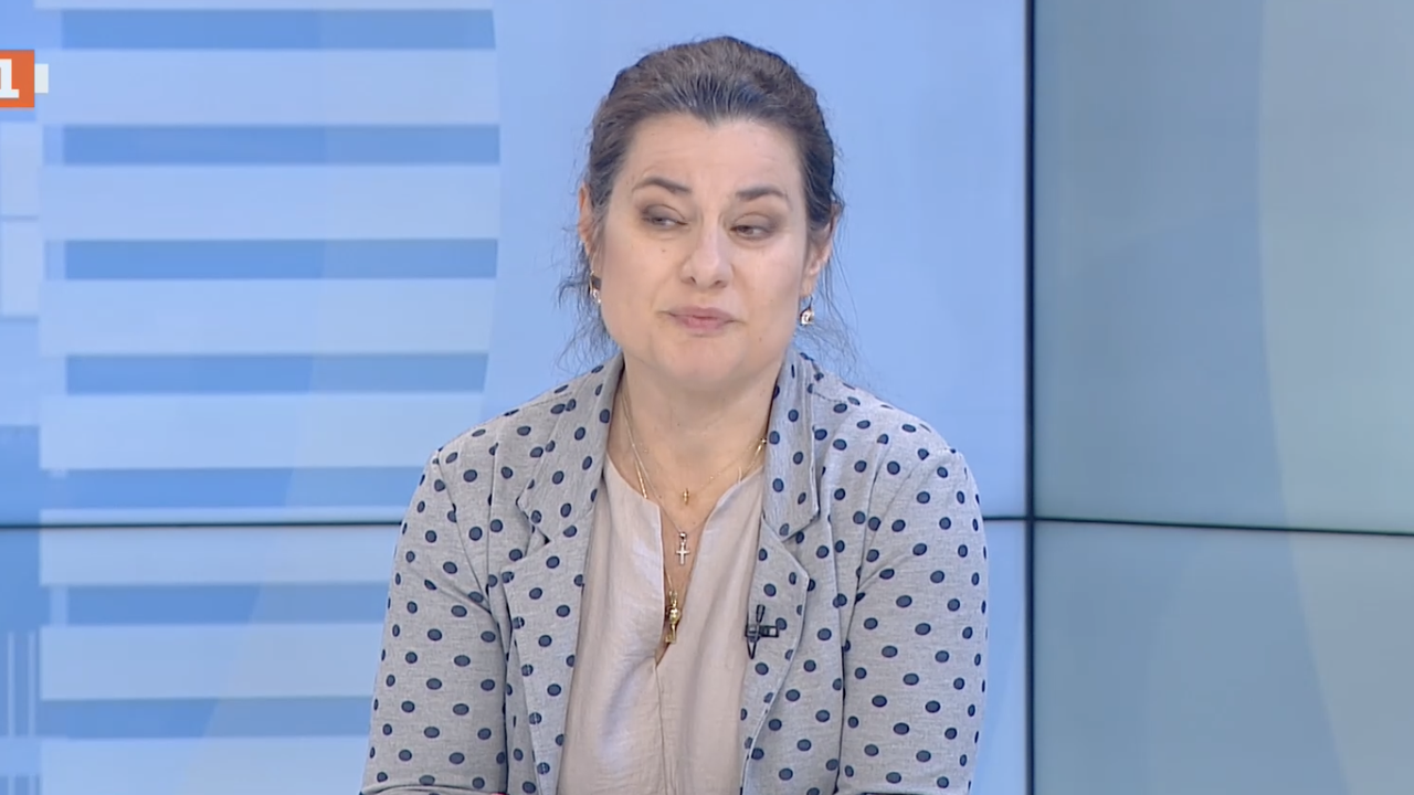 Норма ли е в раждането навикването? Д-р Шикова от "Майчин дом" отрече да е раздавала шамари