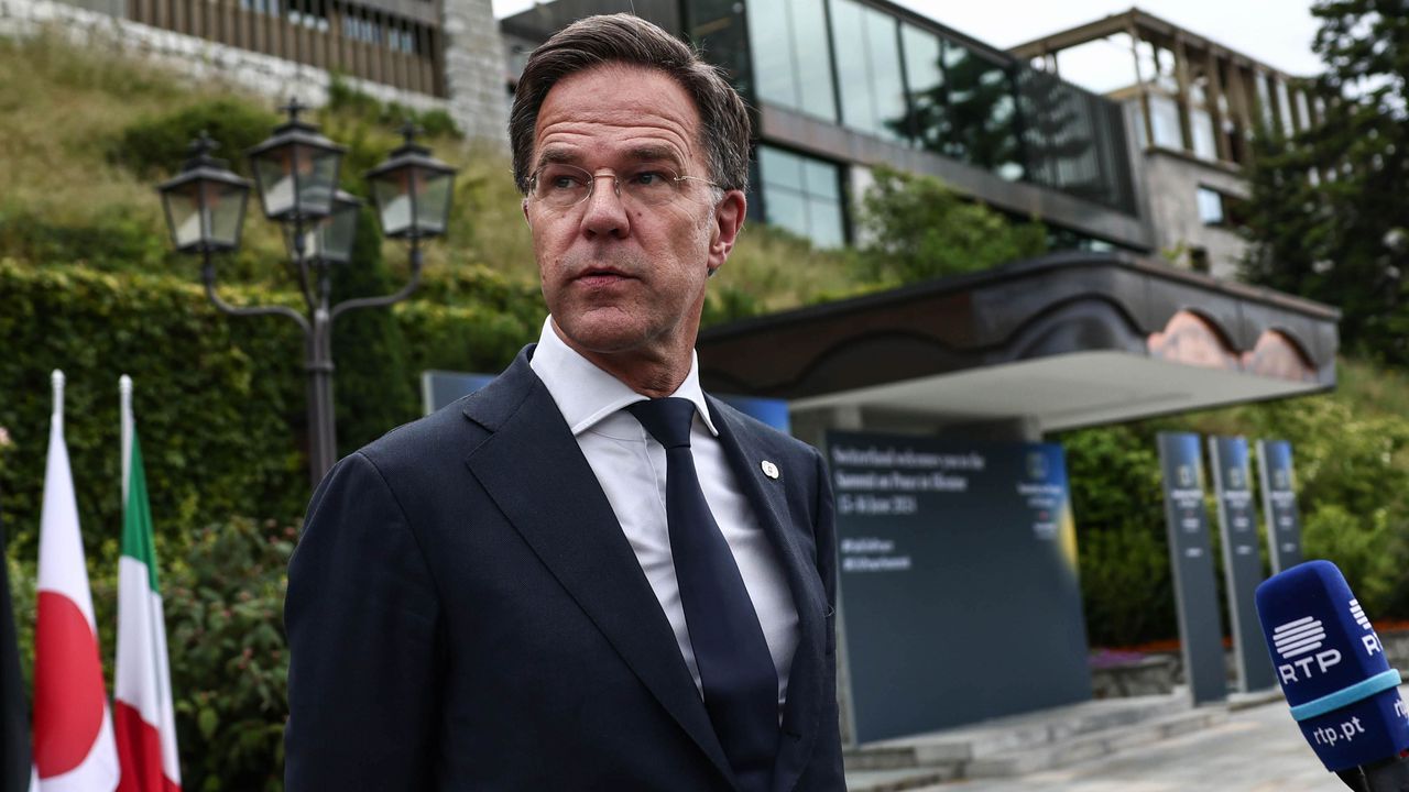 Марк Рюте: Китай може да тласне Владимир Путин към нападение срещу Европа