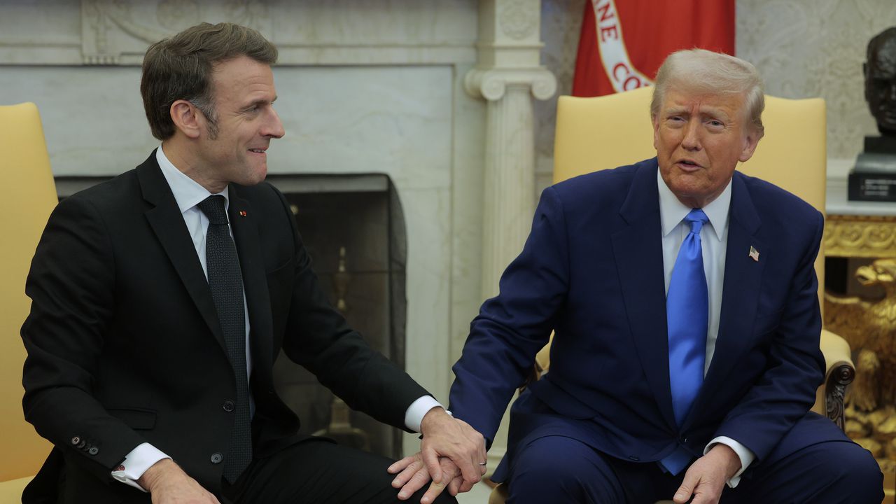 Четецът по устните Никола Хиклинг каза пред Daily Mail, че