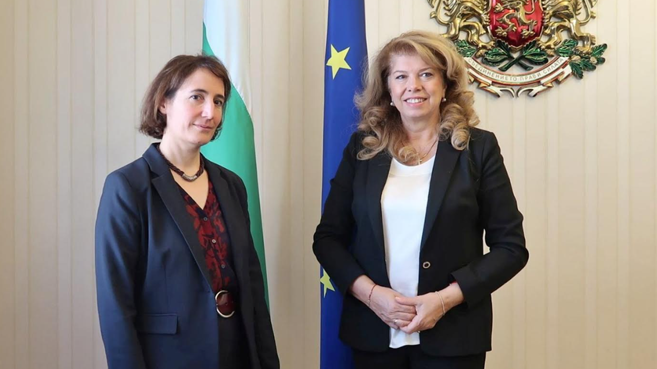 Илияна Йотова разговаря с новия френски посланик в България