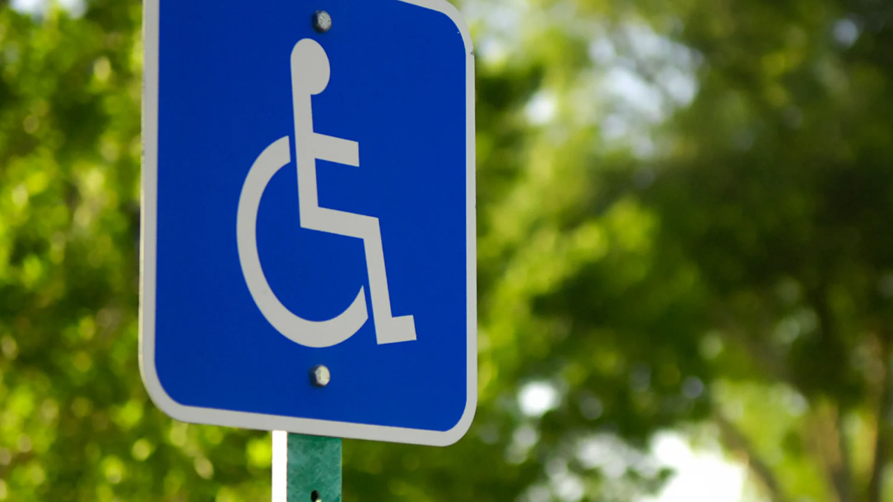 Национален протест срещу дискриминирането на хора с увреждания като водачи на МПС