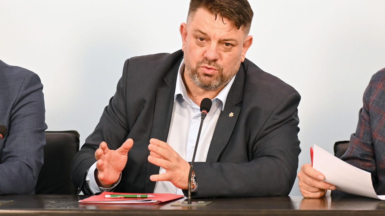 Зафиров: Водна криза в България в момента няма