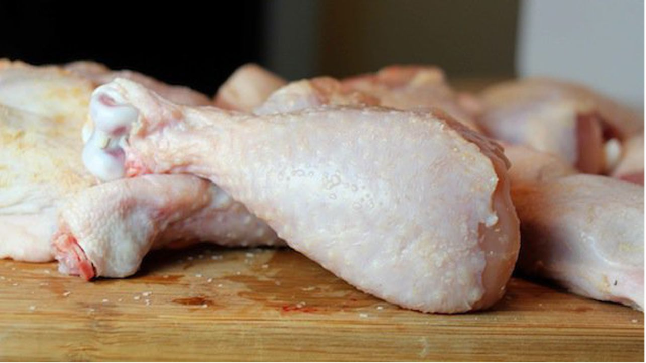 БАБХ запечата нерегистриран обект на борса "Слатина"