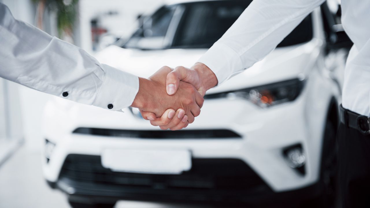 ПП-ДБ внася законопроект за премахване на "такса нотариус" при прехвърляне на МПС