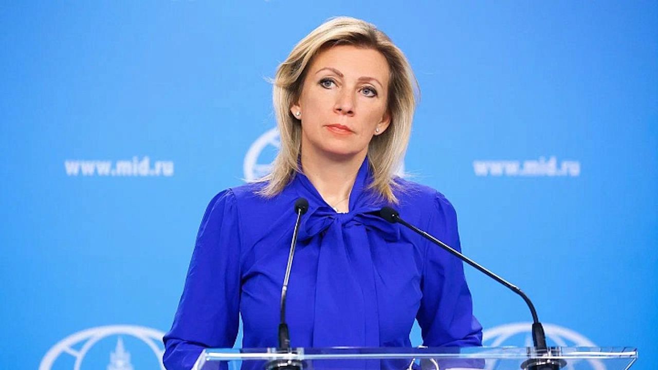От руското МВнР нарекоха Володимир Зеленски "клоун"