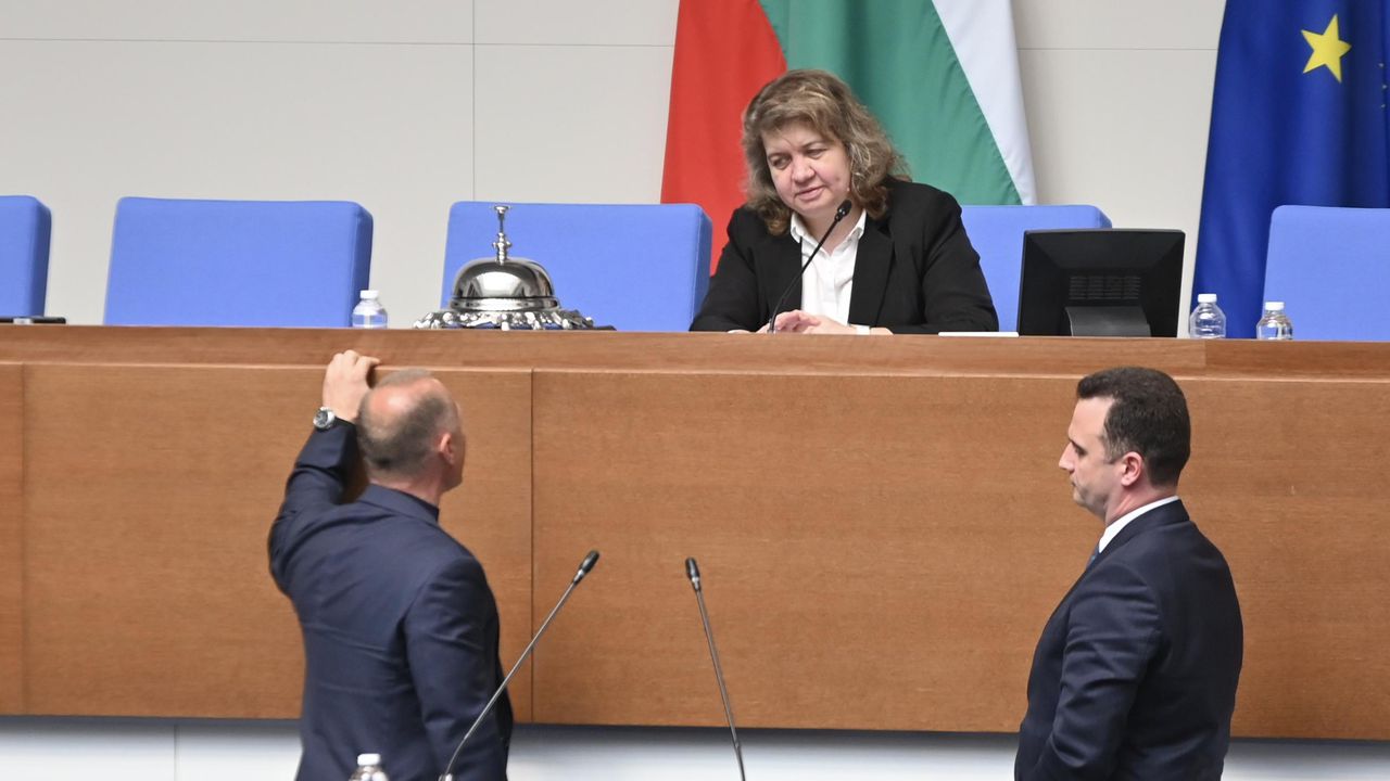 НА ЖИВО: Дебатът за Боташ: "Ала-бала-портокала", заплахи за съдебно преследване и право в затворническата килия