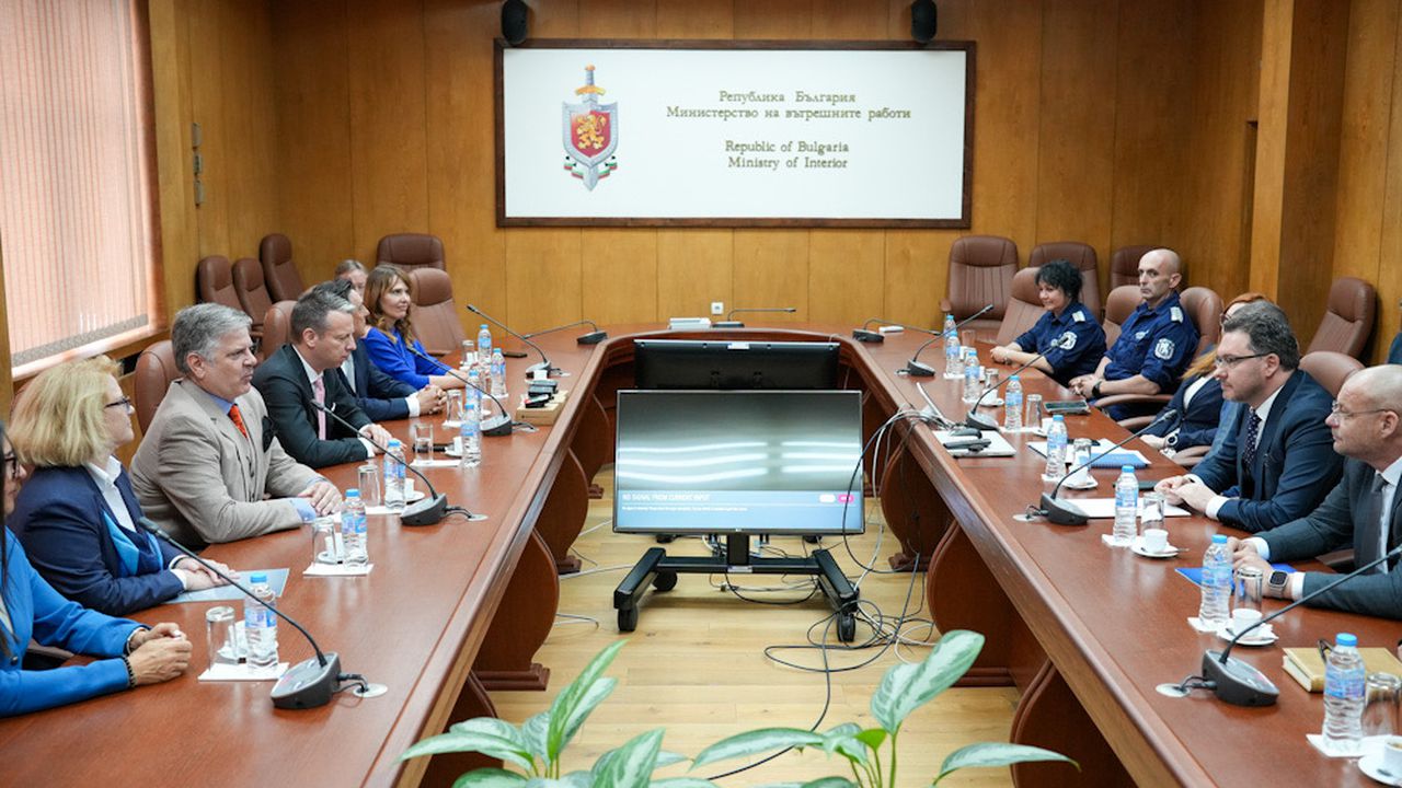  Снимки: Министерство на вътрешните работи 