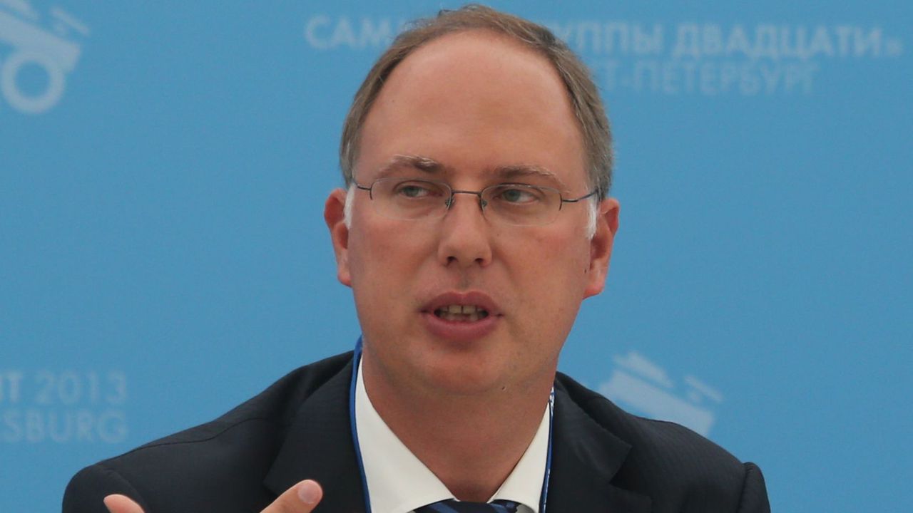 Съветник на Путин е в бойно настроение преди срещата на руския президент с Тръмп