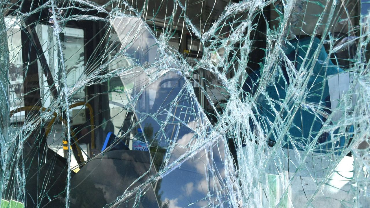 Тримесечно момиченце и две деца пострадаха при катастрофа в Плевенско, съобщиха