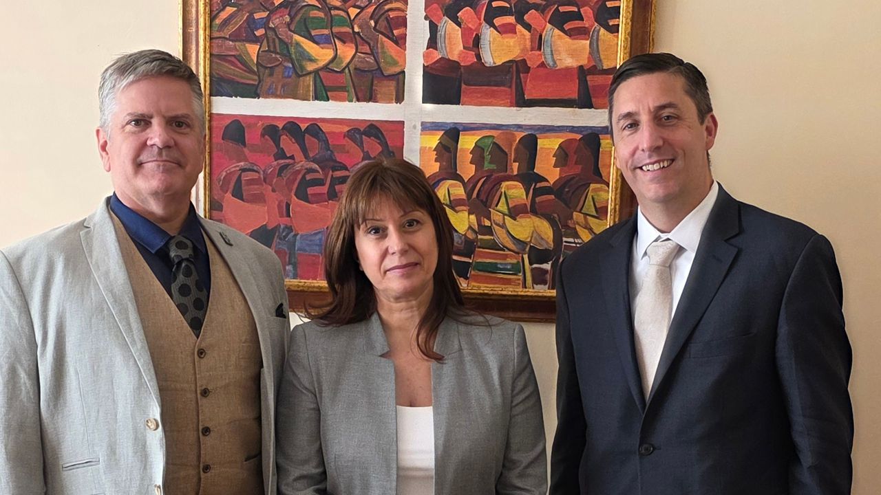 Омбудсманът Велислава Делчева днес се срещна с временно управляващия посолството