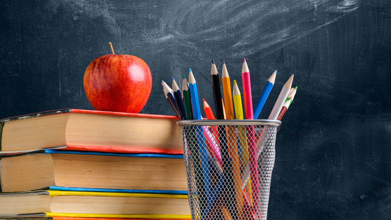 735 са учениците, които днес прекрачват училищния праг за първи