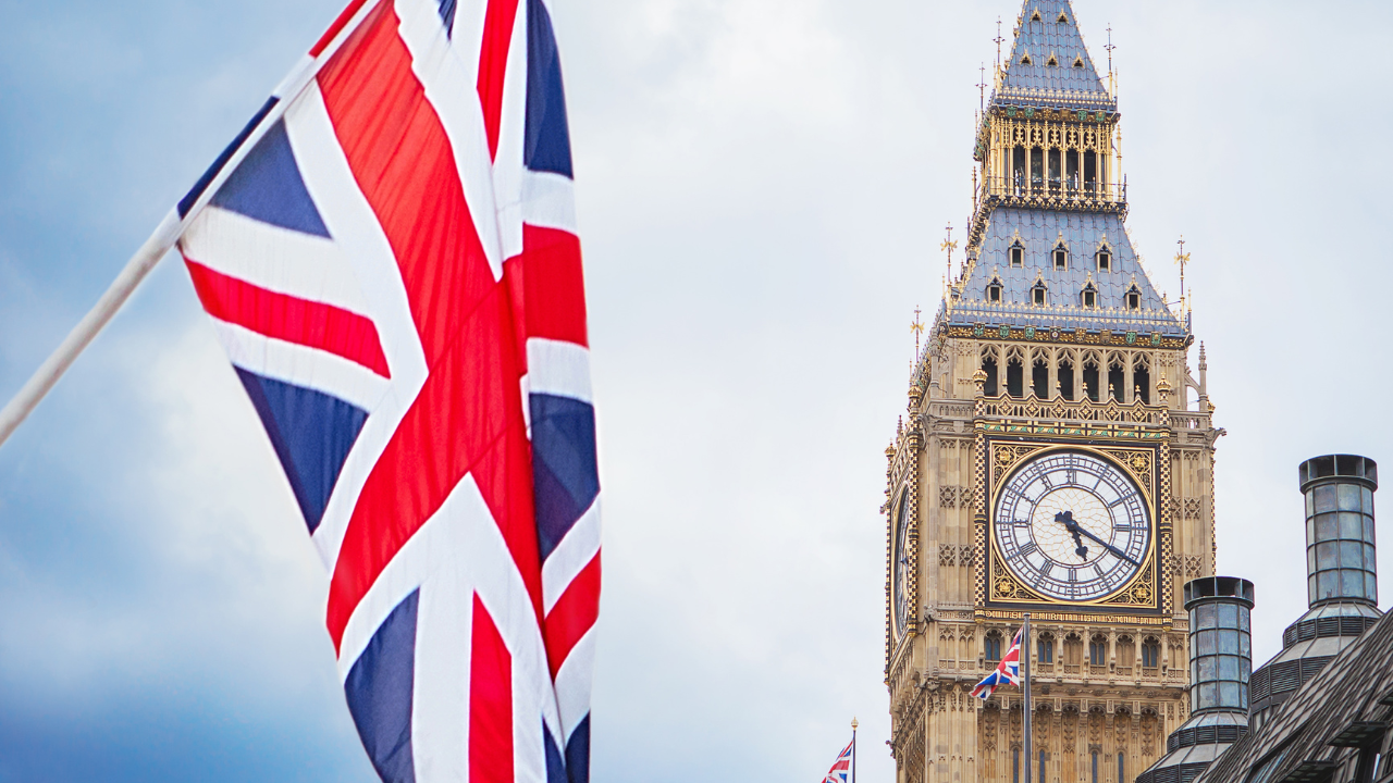 Великобритания ще изисква от мигрантите да имат по-високи познания по английски език