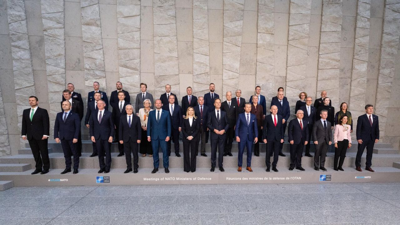 Министърът на отбраната Атанас Запрянов участва в срещата на министрите на отбраната на страните-членки на НАТО