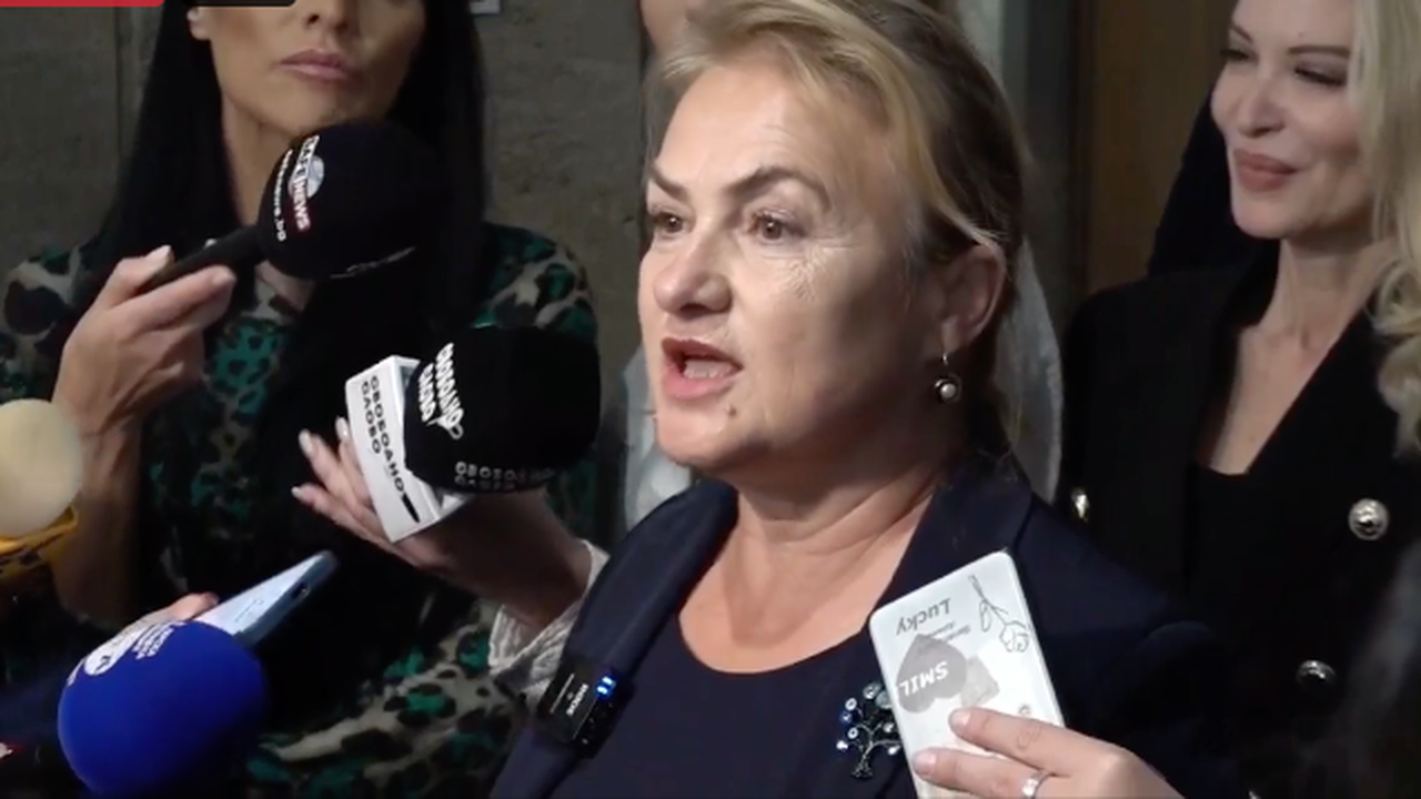 "Величие": Бойко Борисов разиграва едно представление, за да се върне на бял кон като спасител