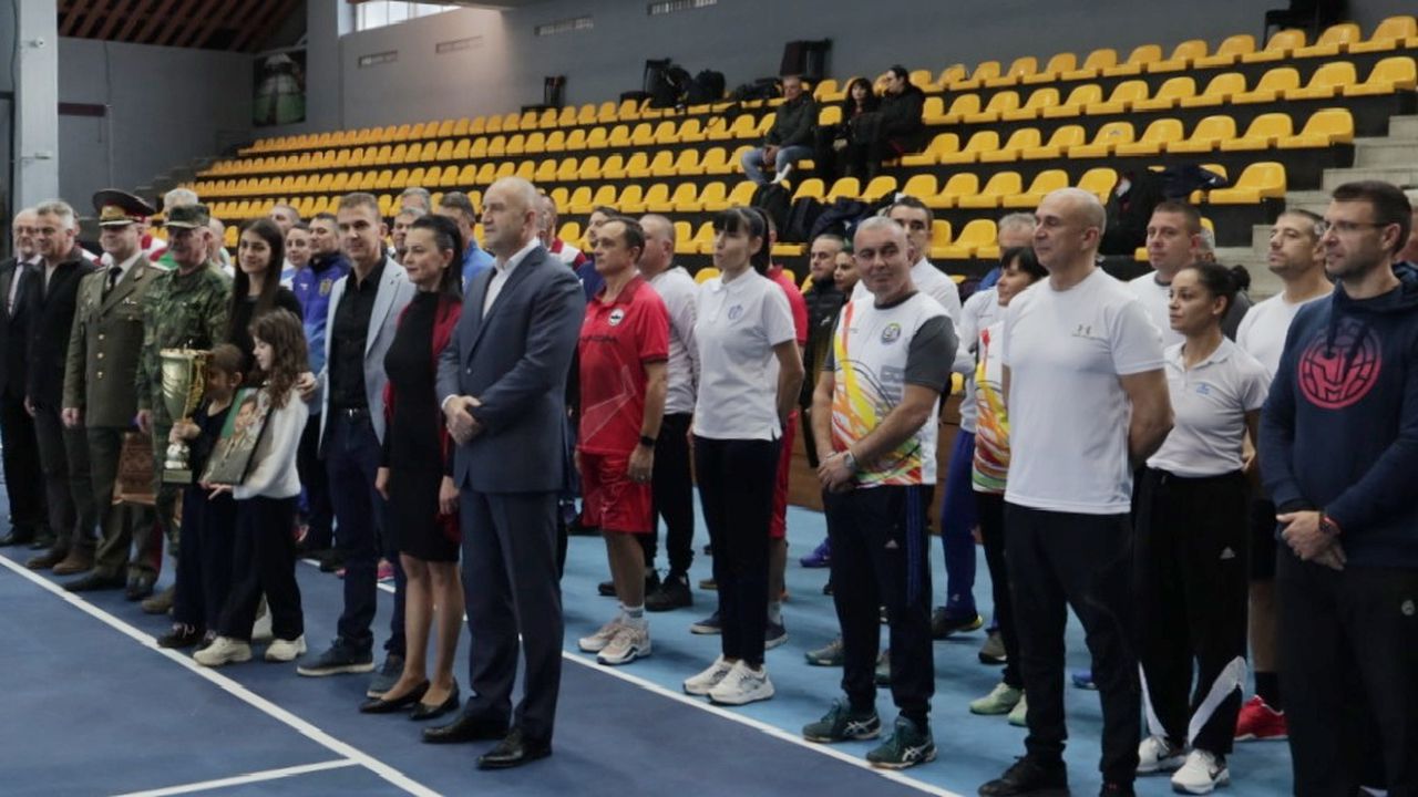 Румен Радев: Споменът за генерал Нейко Ненов ще продължи да живее като олицетворение на родолюбие, чест и дълг