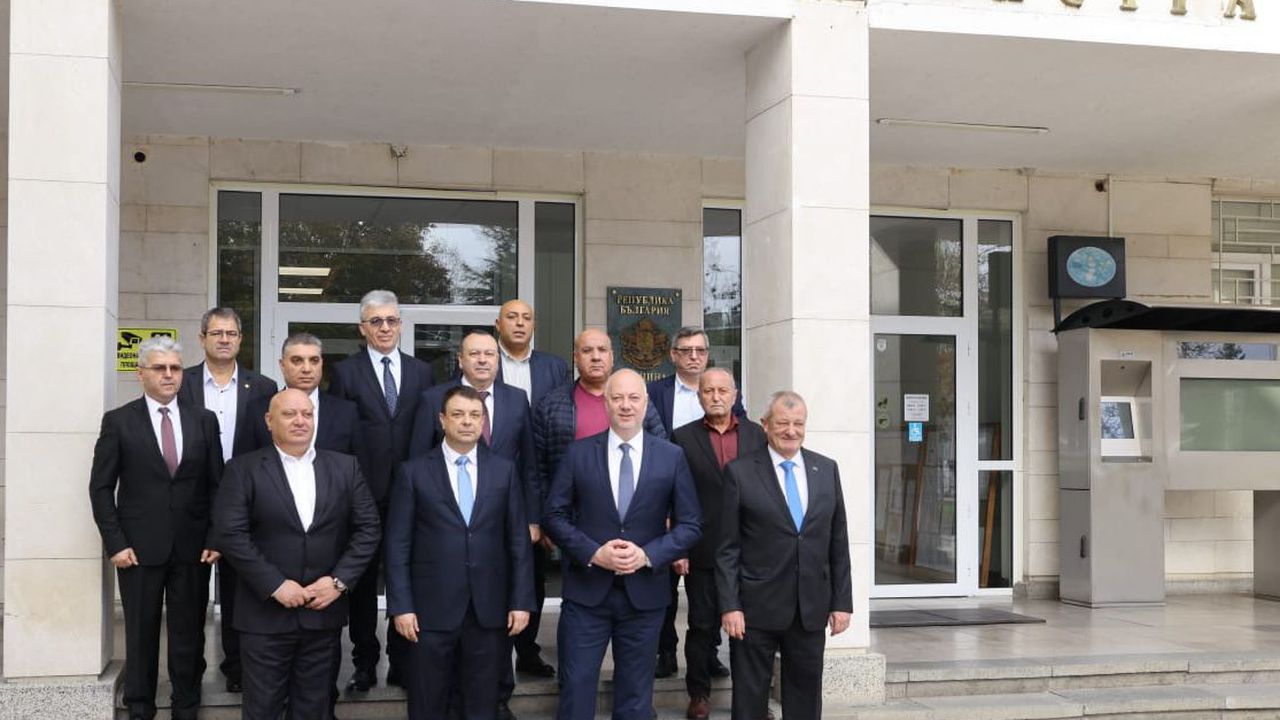 Желязков: Подкрепата ни за общините ще бъде постоянна и последователна