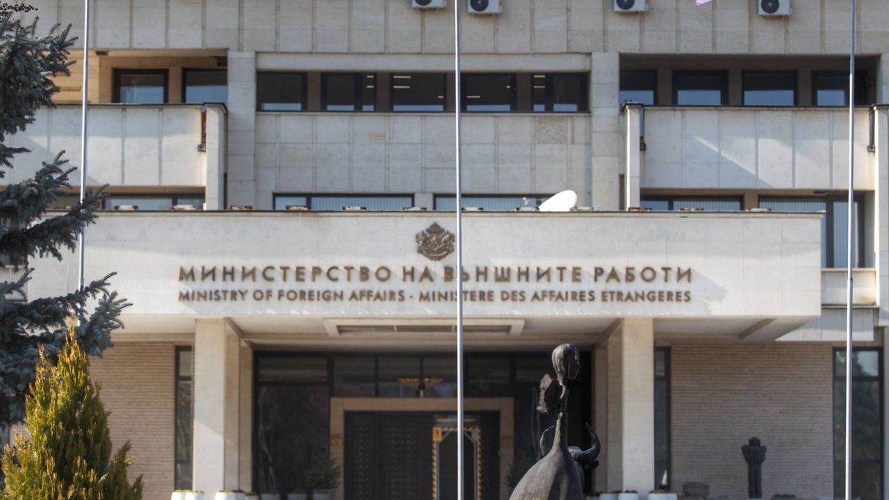 МВнР: Към момента няма данни за пострадали български граждани при трагичния инцидент в град Кочани, Северна Македония