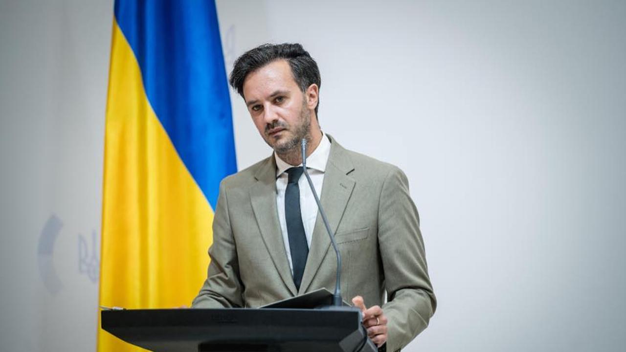 Той добави, че това вече стана типичен унгарски стил –