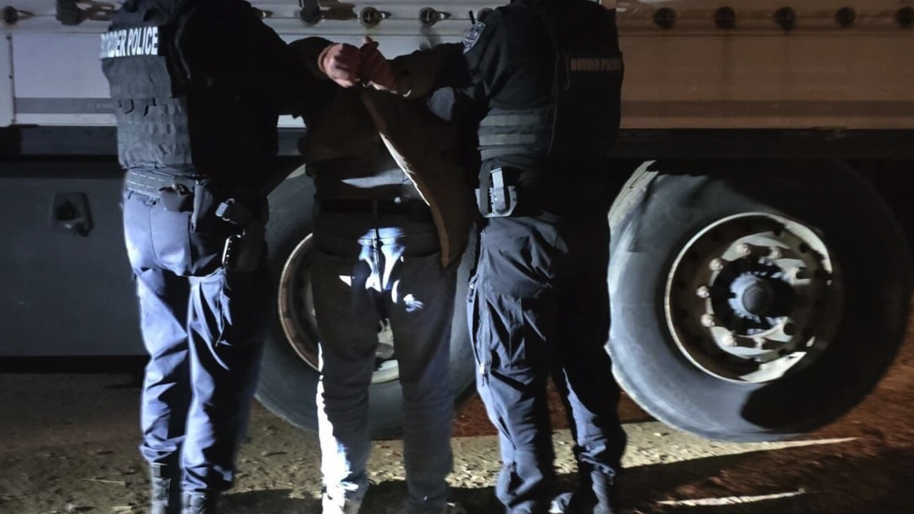 На адреси в София са задържани още двама сирийци, участници