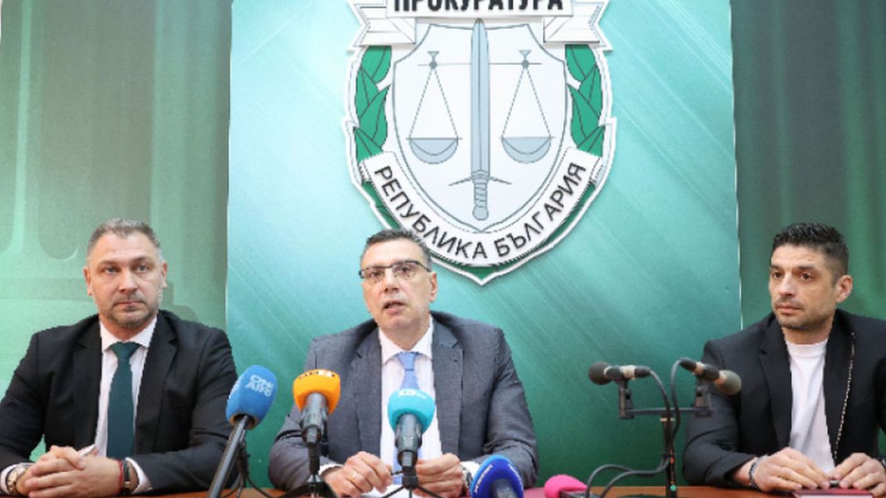 Зам.-директорът на ГДБОП: Задържаните във Враца са набирали членове на терористична група