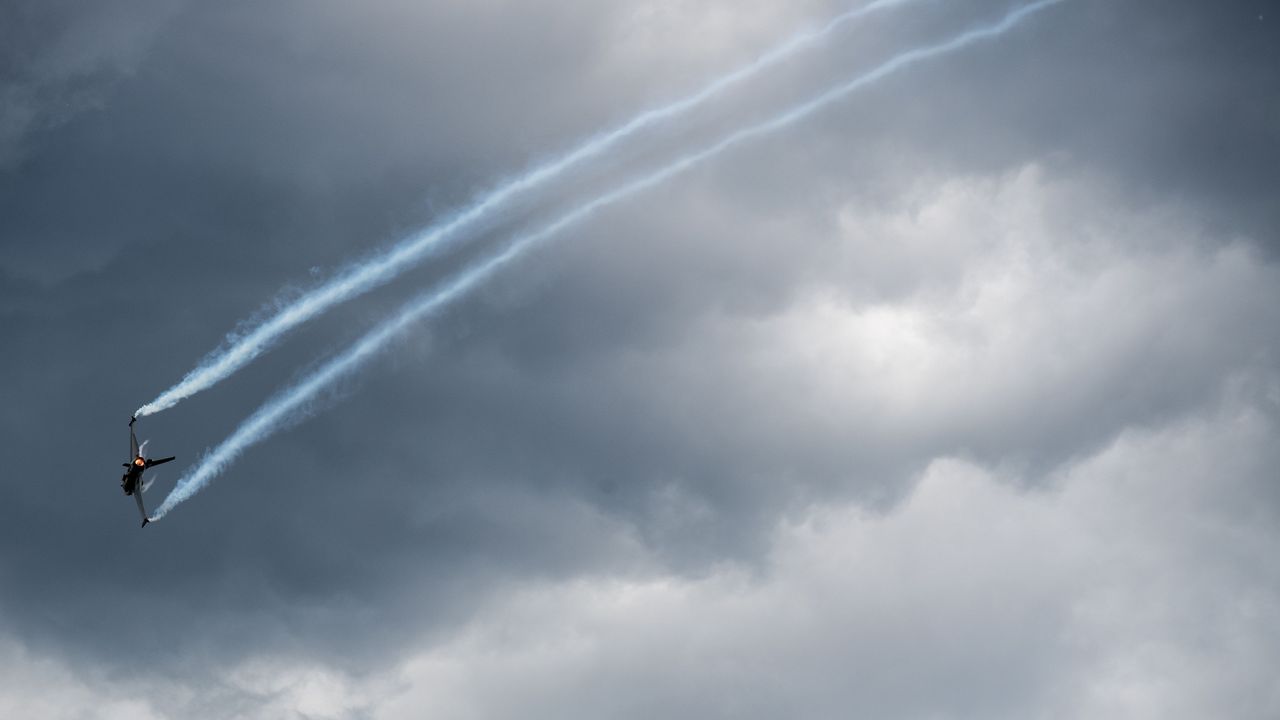 „Необичайна ситуация на борда“: Украински изтребител F-16 се разби по неизвестни причини