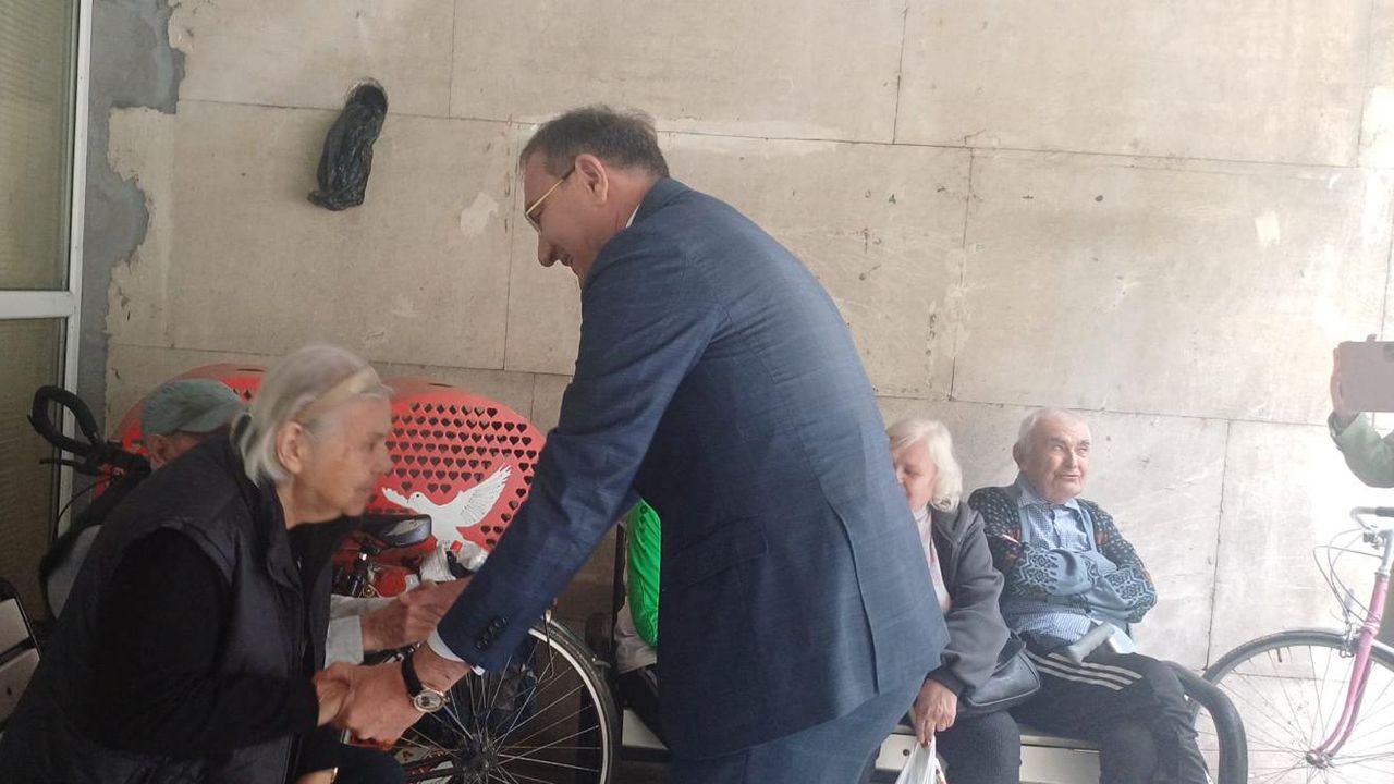 Гуцанов от Русе: Преобразяваме грижата за възрастните хора