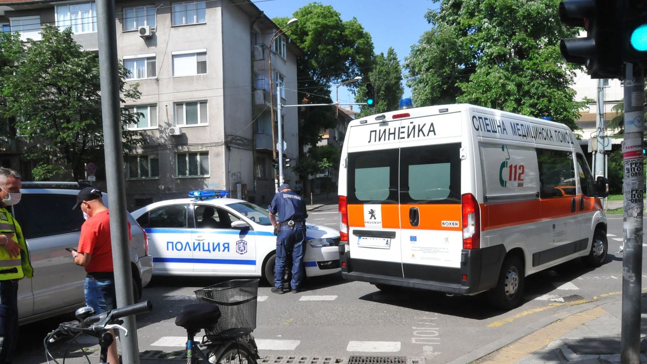 Блъснаха пешеходка в Разград