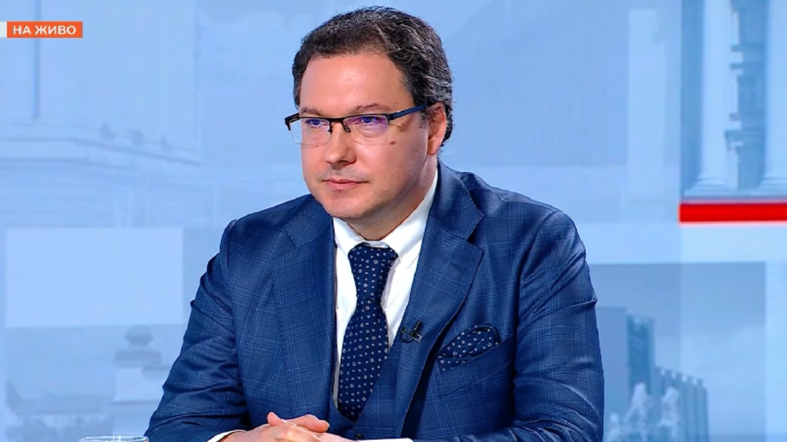 Даниел Митов: Знам колко им е трудно на полицаите, но няма да толерирам неправомерни действия, ще има още кадрови промени