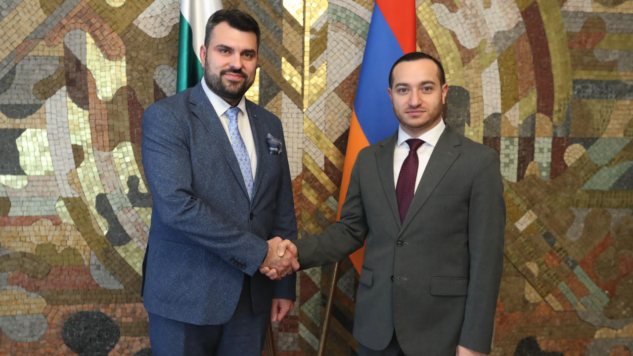 Министърът на външните работи г-н прие днес в МВнР министъра