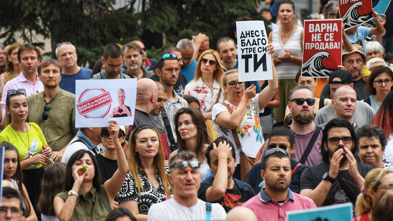 Многочислени протести в подкрепа на Благомир Коцев в София и Варна