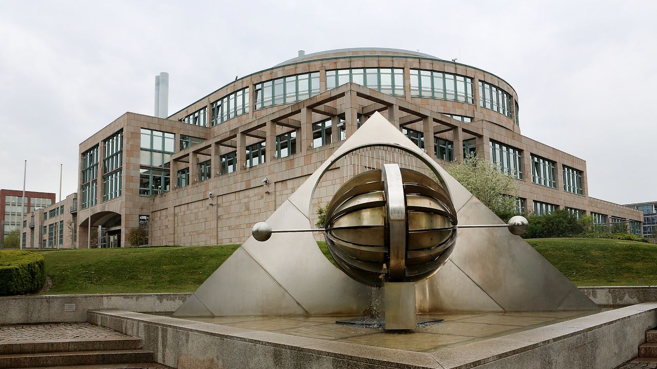 Bundesbank: Германия остава без руски газ и губи световните пазари от Китай
