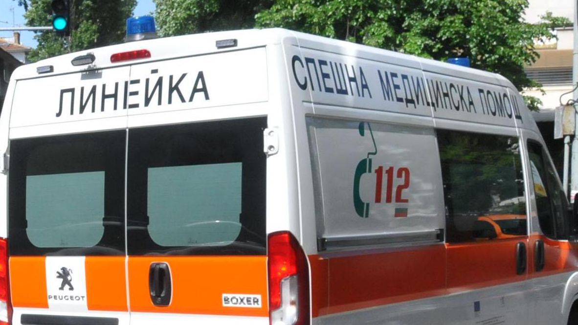Млад мъж е в реанимацията на сливенската болница с тежки