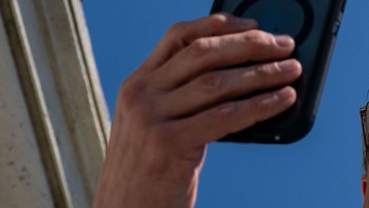 Продължават опитите за телефонни измами в . Днес са регистрирани