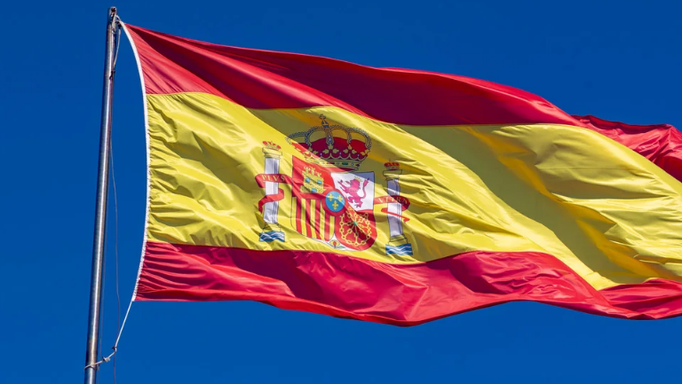 Испанската икономика расте през второто тримесечие с повече от първоначално обявеното
