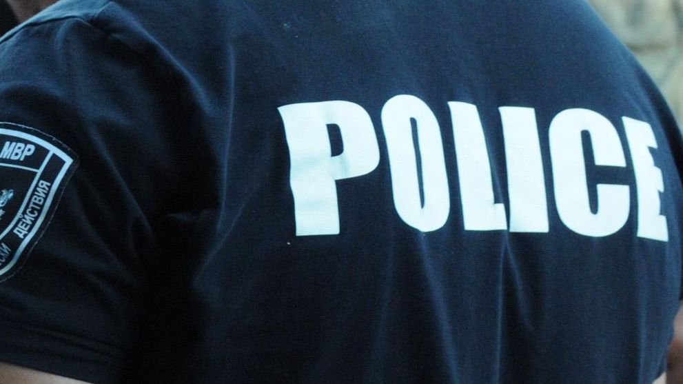 Проверяващите излязоха от сградата на Община Несебър, но отказаха коментар