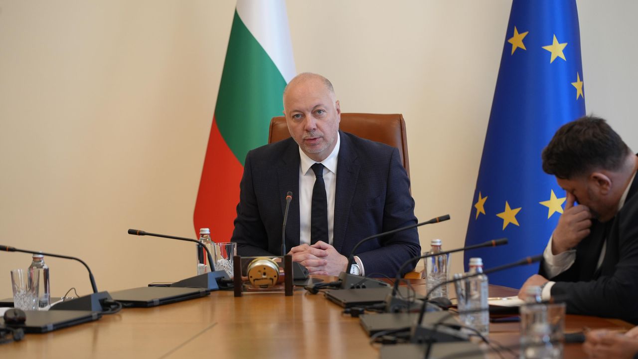 Желязков свика Националния борд по водите: Нямаме оправдания, че няма пари - пари има и те трябва да се управляват честно