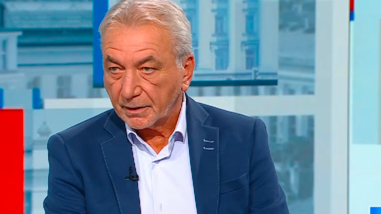 Шефът на КЗК: Цените на основните стоки във веригите не са мръднали от три месеца