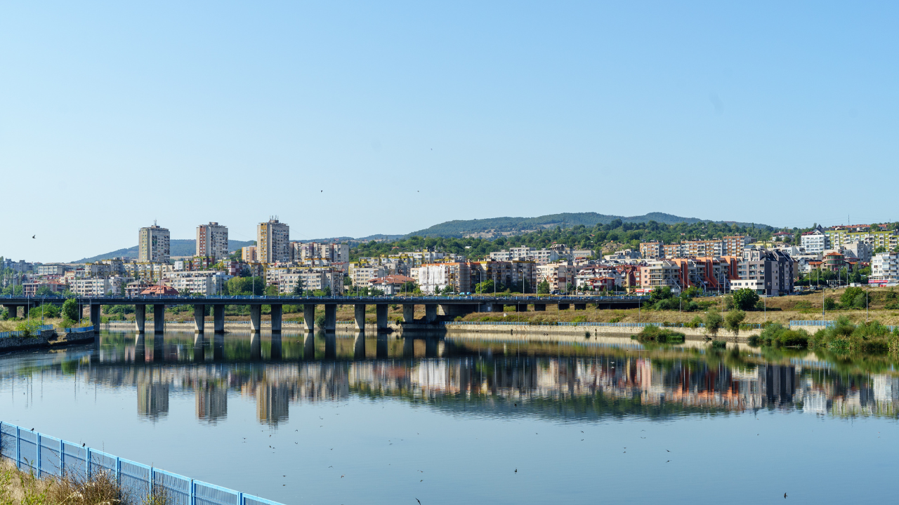 Със символична първа копка в Кърджали започна изграждането на модерен