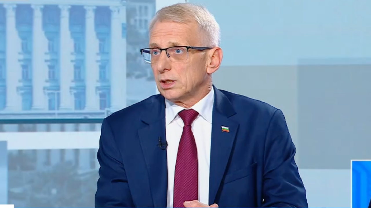 Акад. Николай Денков: Борисов отклонява вниманието от основните проблеми и си печели време