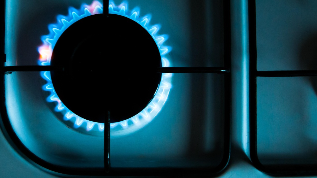 "Булгаргаз" поиска природния газ да поскъпне с близо 8 на сто през ноември