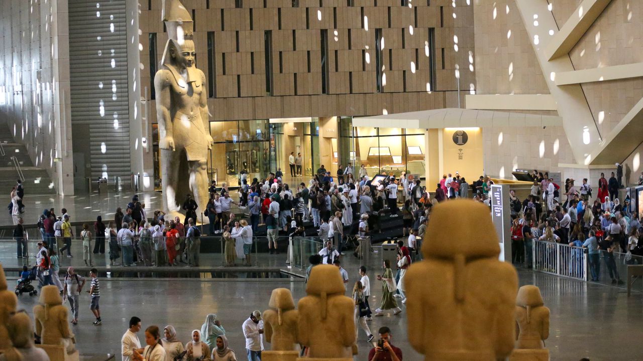 Въвеждането на квоти за влизане в Големия египетски музей предизвика разгорещени дебати в Египет