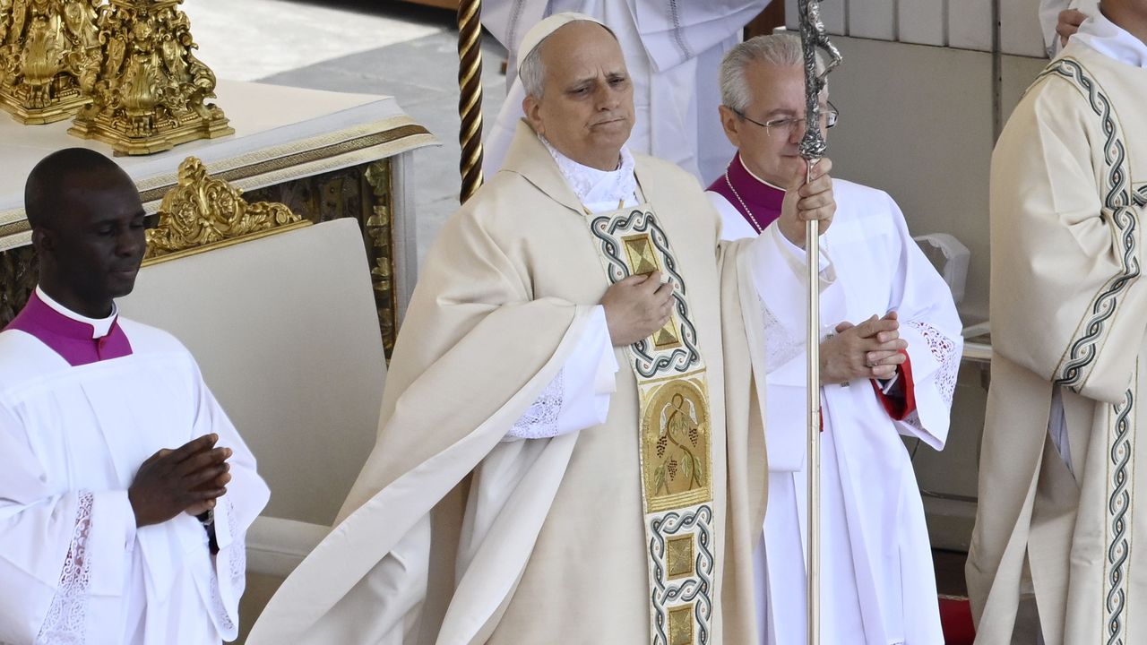 Папата призова световните лидери да подадат ръка на бедните