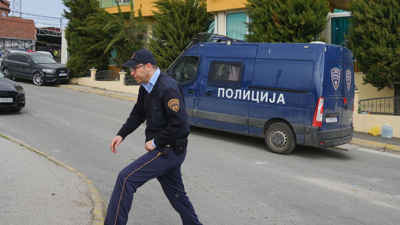 Сблъсъци избухнаха след трагедията в Кочани