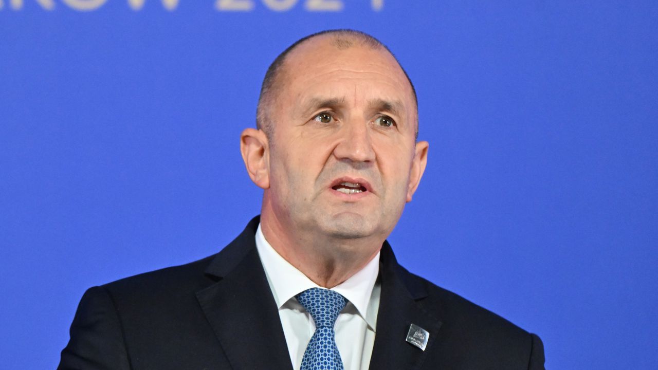 Румен Радев: Вече става ясно, че проблемът с РМС не е двустранен