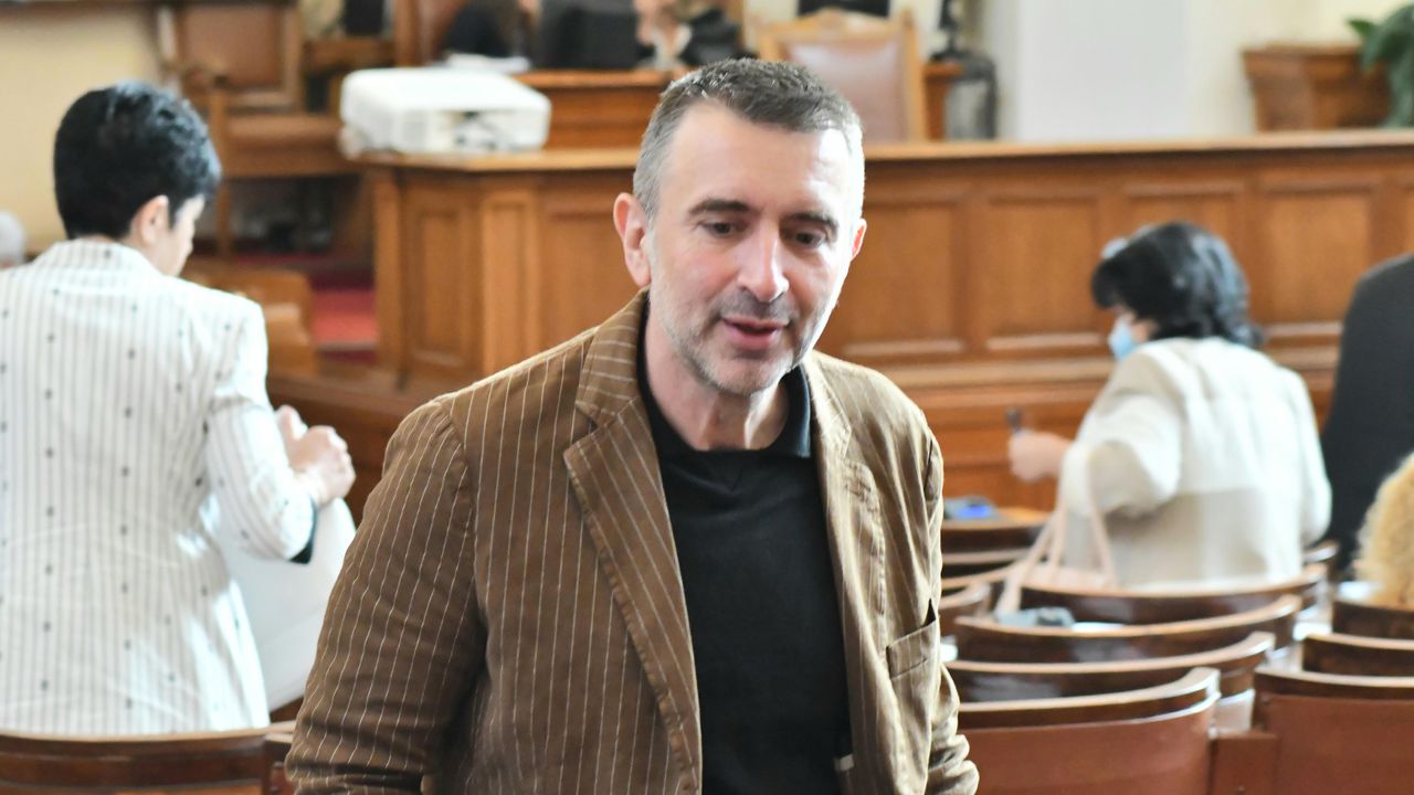 Ивайло Вълчев: България трябва да има постоянна политика по отношение на Република Северна Македония, която да прилага и развива