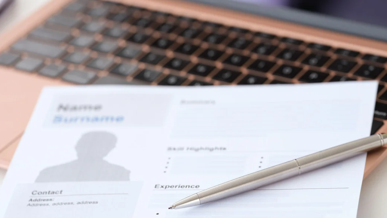 От Дирекция Бюро по труда“ – Сливен съобщават за пет